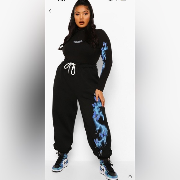 PLUS LIGHTENING PRINT BODYSUIT &
JOGGER SET - Picture 3 of 4